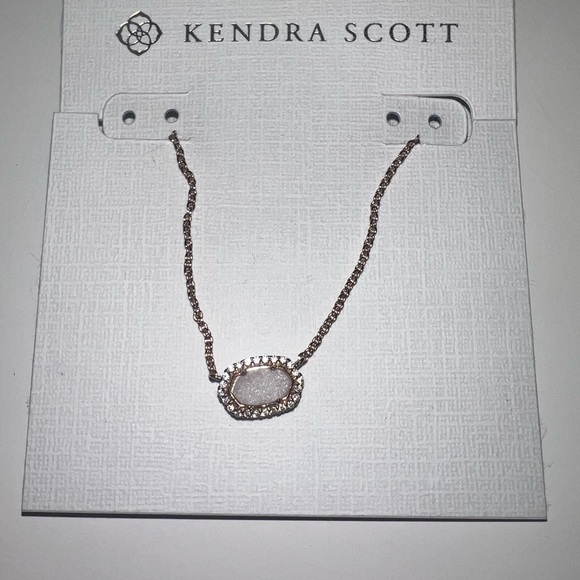 Kendra Scott pendant necklace Rose Gold with white stone - Picture 2 of 3